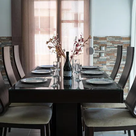 Nektarina 别墅 阿凡投