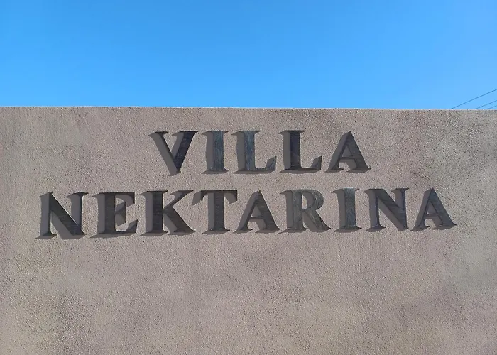 Nektarina Villa *