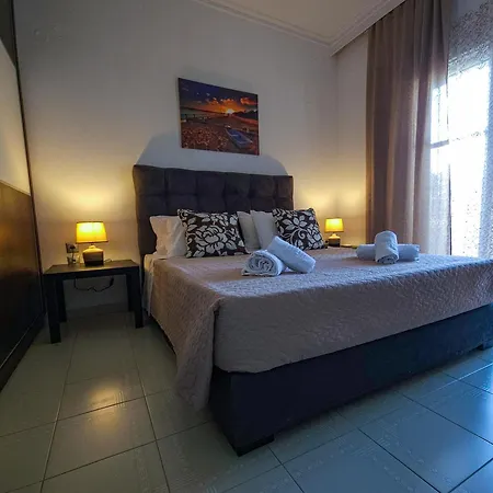 Nektarina Villa Afando